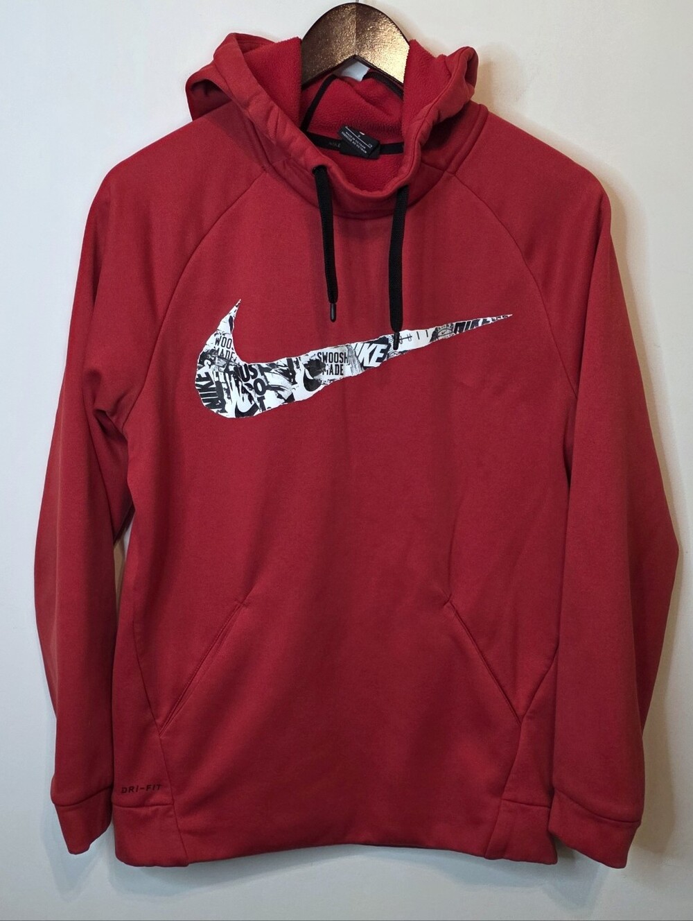 Nike Therma Dri-Fit Hoodie Red Graphic College Swoosh Size Men's Small